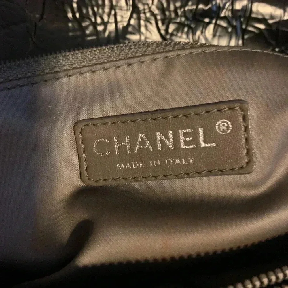 CHANEL X LARGE FLAP PATENT LEATHER QUILTED CC SHOULDER BLACK BAG {RARE FIND}